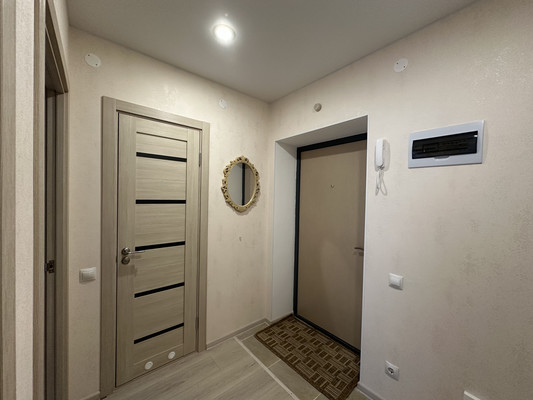 Продам однокомнатную (1-комн.) квартиру, Петра Гаврилова ул, 18, Царево д