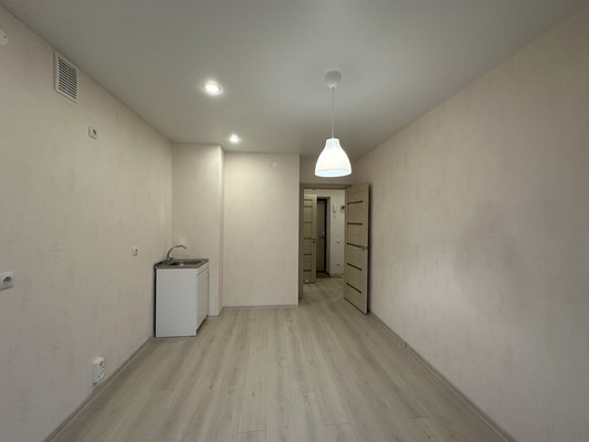 Продам однокомнатную (1-комн.) квартиру, Петра Гаврилова ул, 18, Царево д