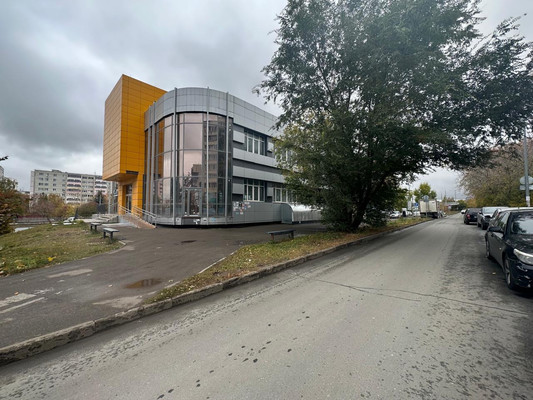 Сдам коммерческое помещение 1 750 м2, Победы пр-кт, 56Г, Казань г