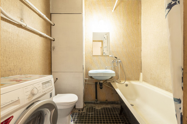 Продам однокомнатную (1-комн.) квартиру, Батайский проезд, 51, Москва г