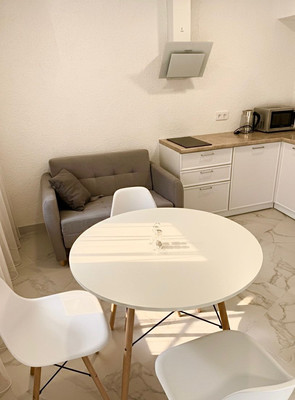 Продам однокомнатную (1-комн.) квартиру, Крымская (Центральный р-н) ул, 67к1, Сочи г