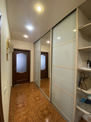 Продам трехкомнатную (3-комн.) квартиру, Мужества ул, 22, Красноярск г