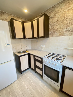 Продам двухкомнатную (2-комн.) квартиру, Красномосковская ул, 42, Красноярск г