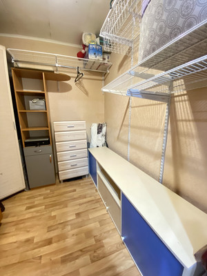 Продам двухкомнатную (2-комн.) квартиру, Красномосковская ул, 42, Красноярск г