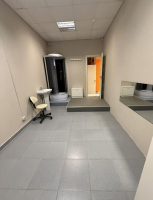 Сдам коммерческое помещение 127,4 м2, Яхтенная ул, Санкт-Петербург г