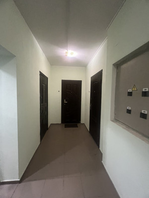 Продам двухкомнатную (2-комн.) квартиру, 1 Конной Армии ул, 21в, Симферополь г