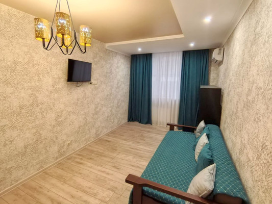 Продам трехкомнатную (3-комн.) квартиру, Ленина ул, 185ка, Анапа г