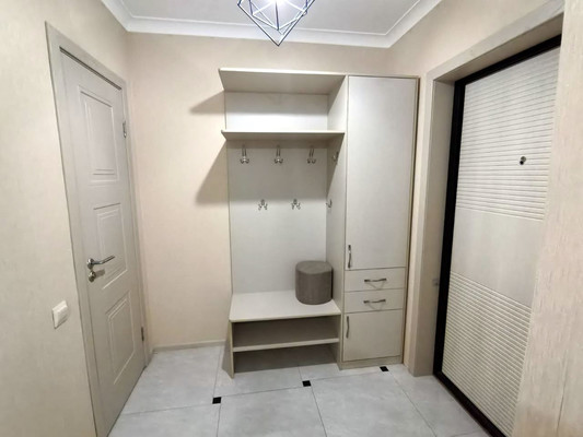 Продам трехкомнатную (3-комн.) квартиру, Ленина ул, 185ка, Анапа г