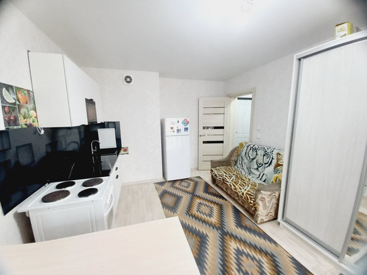 Продам однокомнатную (1-комн.) квартиру, Мира ул, 3, Майкоп г