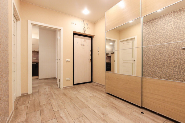 Продам двухкомнатную (2-комн.) квартиру, Строителей пр-кт, 6, Кудрово г