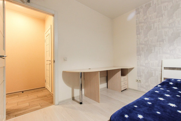 Продам двухкомнатную (2-комн.) квартиру, Строителей пр-кт, 6, Кудрово г