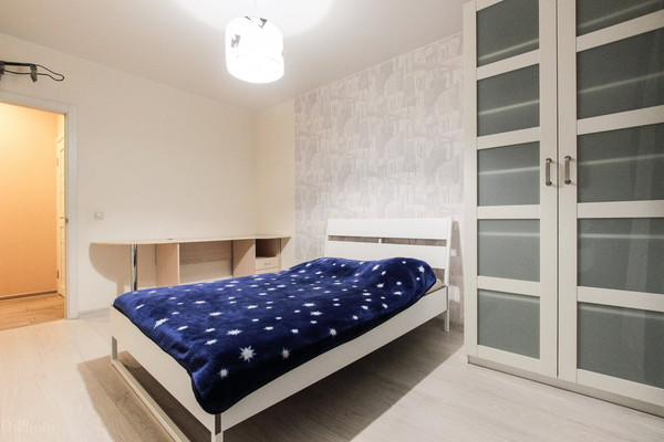 Продам двухкомнатную (2-комн.) квартиру, Строителей пр-кт, 6, Кудрово г