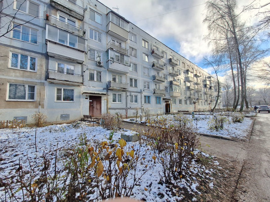 Продам однокомнатную (1-комн.) квартиру, Победы ул, 12, Чернецкое п/о