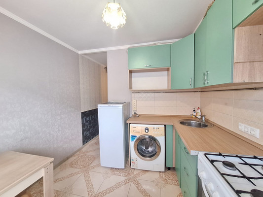 Продам однокомнатную (1-комн.) квартиру, Победы ул, 12, Чернецкое п/о