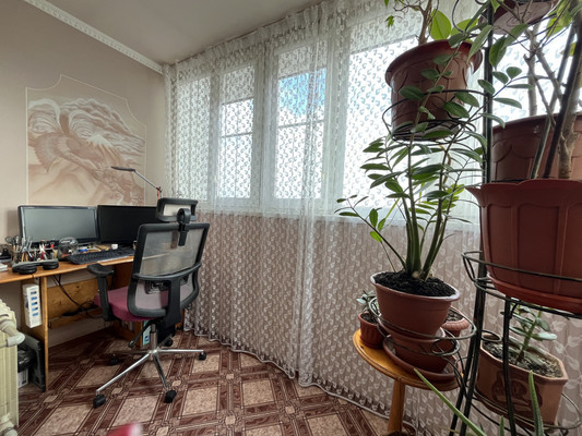 Продам трехкомнатную (3-комн.) квартиру, Еременко ул, 58к11, Ростов-на-Дону г