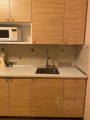 Продам однокомнатную (1-комн.) квартиру, Липовый парк ул, 10к3, Коммунарка п