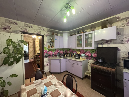 Продам трехкомнатную (3-комн.) квартиру, Центральная ул, 11, Бунятино д