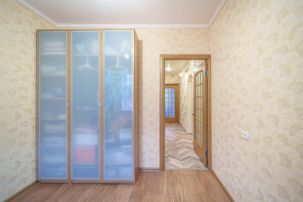 Продам многокомнатную квартиру, Юрша ул, 7, Пермь г