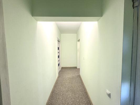 Продам двухкомнатную (2-комн.) квартиру, Елены Сагандуковой ул, 16, Ханты-Мансийск г