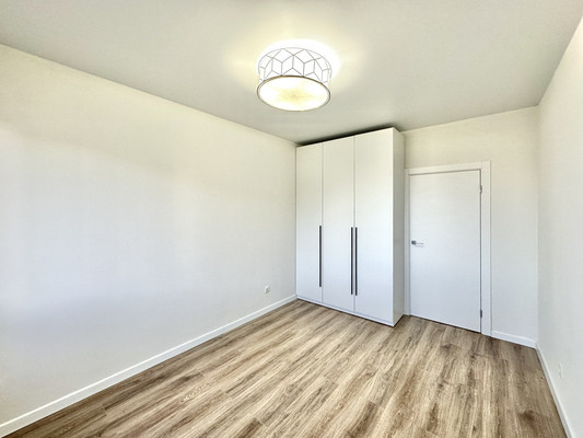 Продам однокомнатную (1-комн.) квартиру, Елены Сагандуковой ул, 14, Ханты-Мансийск г