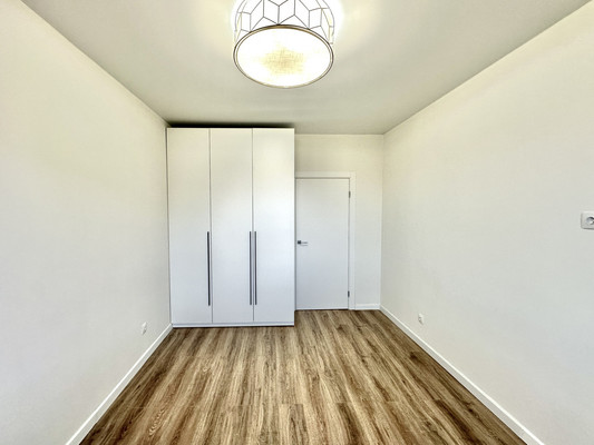 Продам однокомнатную (1-комн.) квартиру, Елены Сагандуковой ул, 14, Ханты-Мансийск г