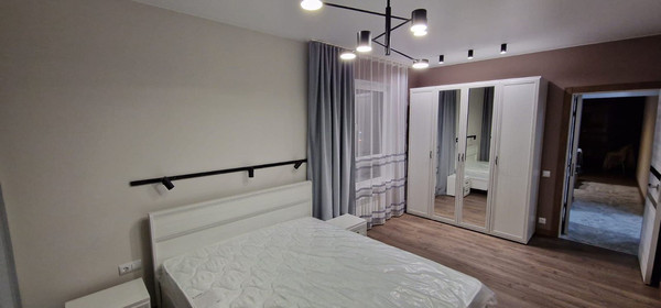 Продам двухкомнатную (2-комн.) квартиру, Юрия Тена проезд, 2к2, Иркутск г