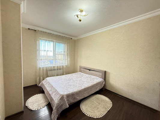 Продам двухкомнатную (2-комн.) квартиру, Ахохова ул, 190ка, Нальчик г