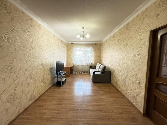 Продам двухкомнатную (2-комн.) квартиру, Ахохова ул, 190ка, Нальчик г