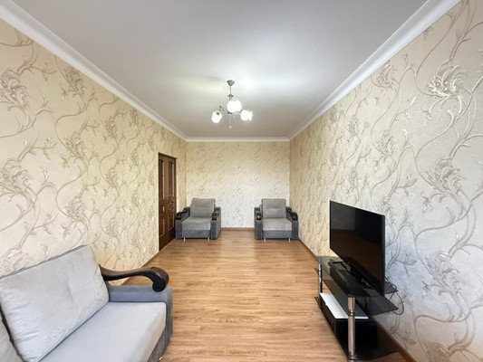 Продам двухкомнатную (2-комн.) квартиру, Ахохова ул, 190ка, Нальчик г