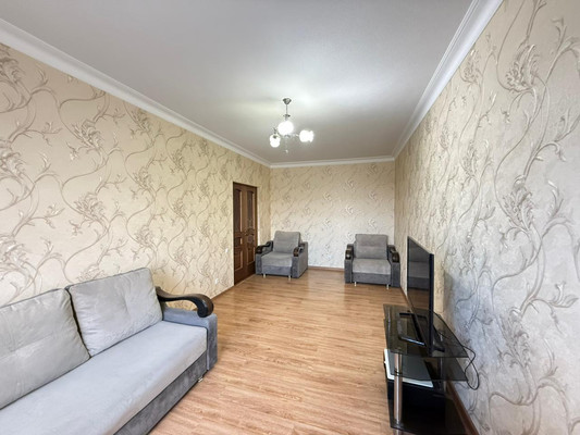 Продам двухкомнатную (2-комн.) квартиру, Ахохова ул, 190ка, Нальчик г