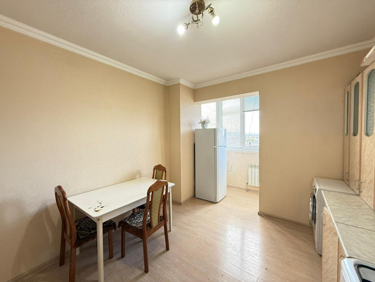 Продам двухкомнатную (2-комн.) квартиру, Ахохова ул, 190ка, Нальчик г