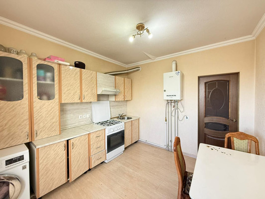 Продам двухкомнатную (2-комн.) квартиру, Ахохова ул, 190ка, Нальчик г