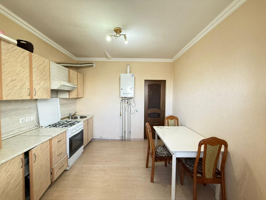 Продам двухкомнатную (2-комн.) квартиру, Ахохова ул, 190ка, Нальчик г