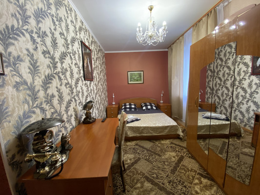 Продам коммерческое помещение 586 м2, Лесная ул, 2, Нижневартовск г