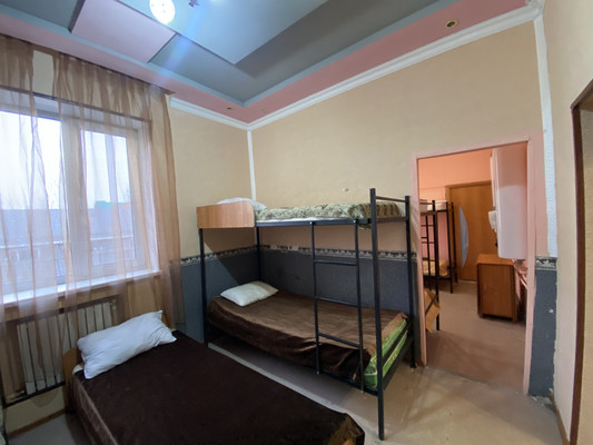 Продам коммерческое помещение 586 м2, Лесная ул, 2, Нижневартовск г