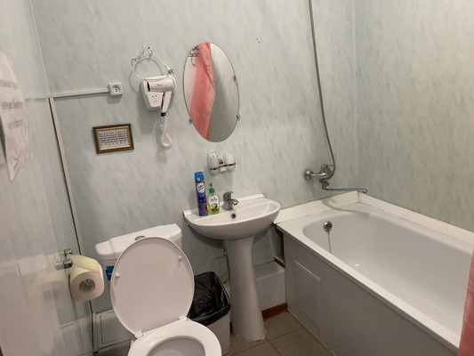 Продам коммерческое помещение 586 м2, Лесная ул, 2, Нижневартовск г