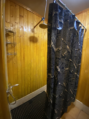 Продам коммерческое помещение 586 м2, Лесная ул, 2, Нижневартовск г