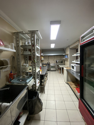 Продам коммерческое помещение 586 м2, Лесная ул, 2, Нижневартовск г