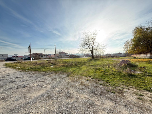 Продам землю для коммерческого использования 8,36 соток, ИЖС, Биттирова ул, 103, Белая Речка с