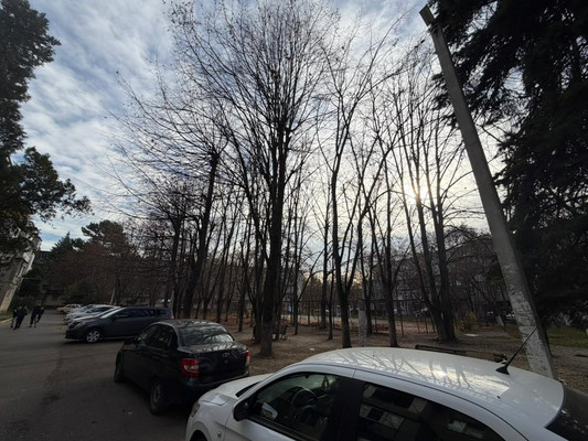 Продам двухкомнатную (2-комн.) квартиру, А.А.Кадырова ул, 11, Нальчик г