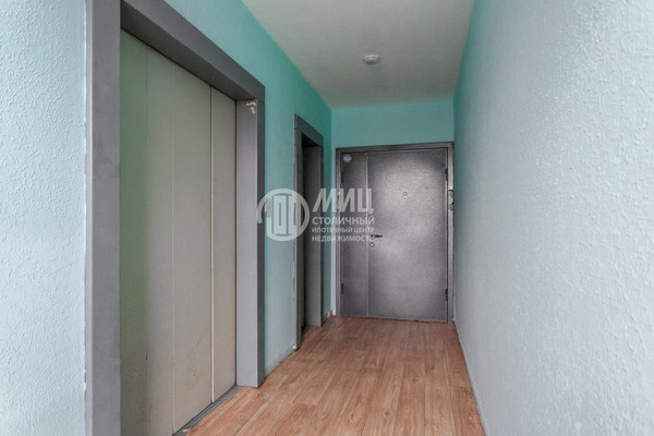 Продам трехкомнатную (3-комн.) квартиру, Варшавское ш, 143к2, Москва г