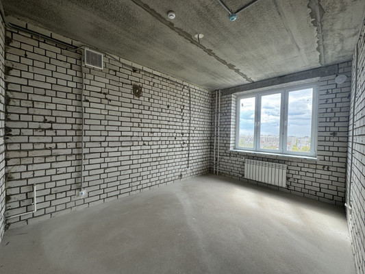 Продам трехкомнатную (3-комн.) квартиру, Красных Зорь ул, 8, Иваново г