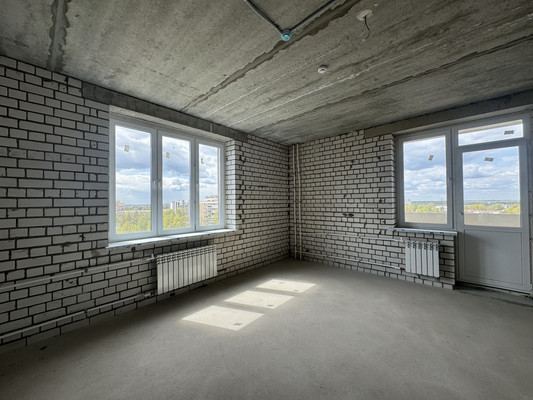 Продам трехкомнатную (3-комн.) квартиру, Красных Зорь ул, 8, Иваново г