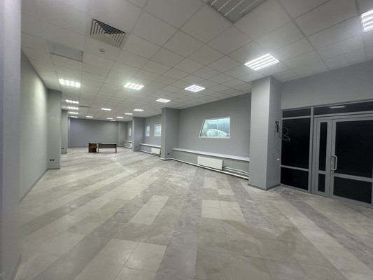 Сдам коммерческое помещение 130 м2, Родины ул, 43, Казань г