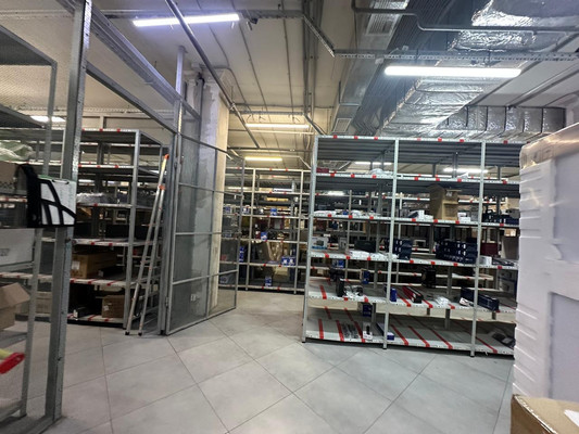 Сдам коммерческое помещение 500 м2, Закиева ул, 1, Казань г