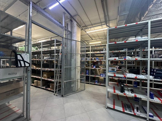 Сдам коммерческое помещение 500 м2, Закиева ул, 1, Казань г