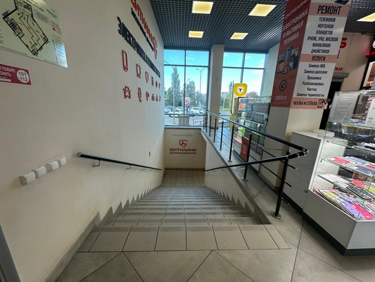 Сдам коммерческое помещение 500 м2, Закиева ул, 1, Казань г