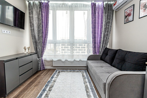 Сдам однокомнатную (1-комн.) квартиру, Обрывная ул, 132/14к11, Краснодар г