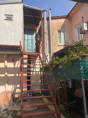 Продам двухкомнатную (2-комн.) квартиру, Михаила Борисова ул, 32, Новороссийск г