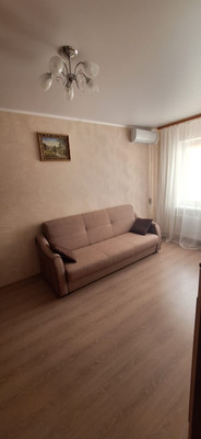 Сдам однокомнатную (1-комн.) квартиру, Авиаторов пр-кт, 4, Армавир г